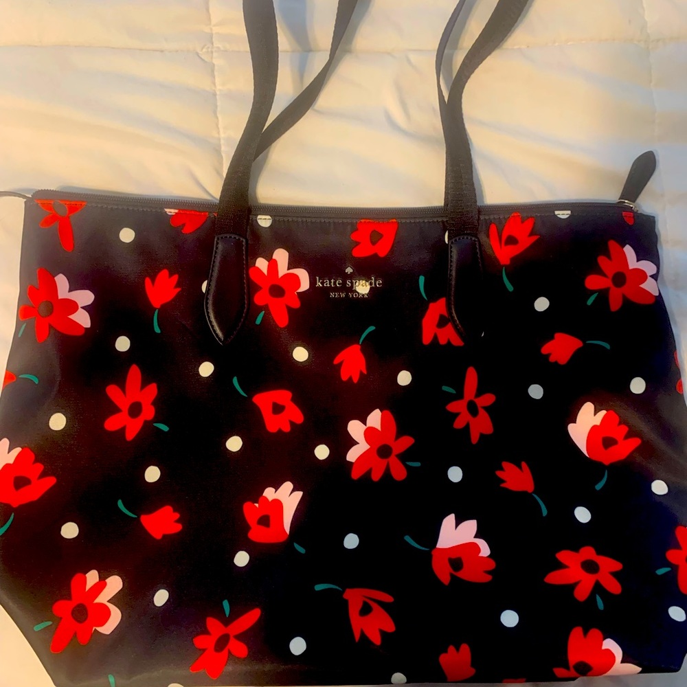 Kate Spade Purse and Make-up bag! New without tags! Navy blue and Red!